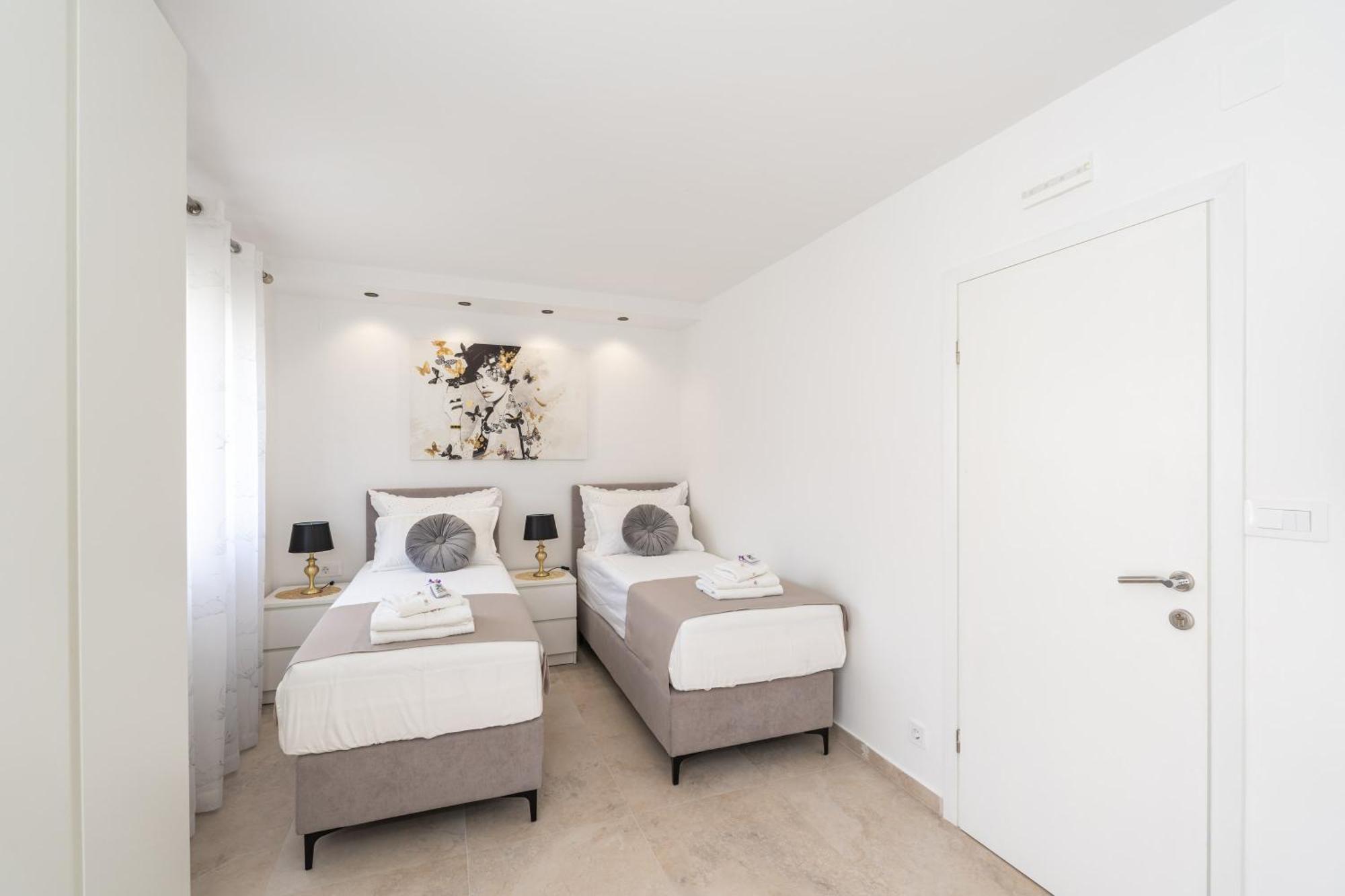 Villa Ivanka 扎通 外观 照片
